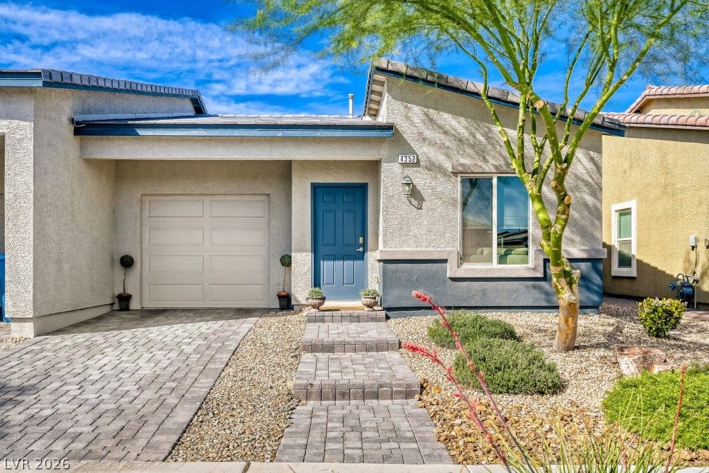 4352 Meadow Glade Avenue, North Las Vegas, NV 89084 — photo 4