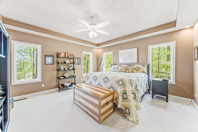 2099 E Clear Lake Road, Buchanan, MI 49107