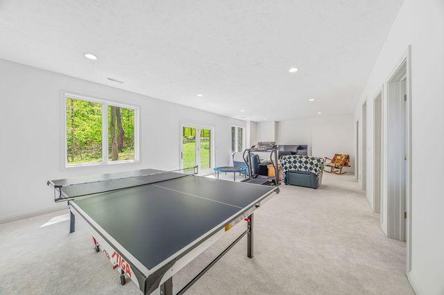 2099 E Clear Lake Road, Buchanan, MI 49107