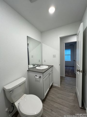9904 Wye Mill, San Antonio, TX 78254