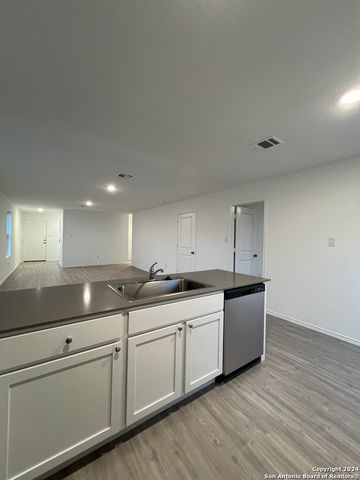 9904 Wye Mill, San Antonio, TX 78254