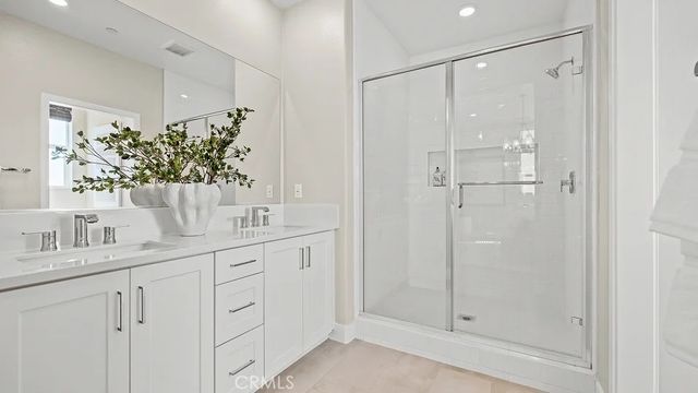 812 Sonia, Irvine, CA 92618