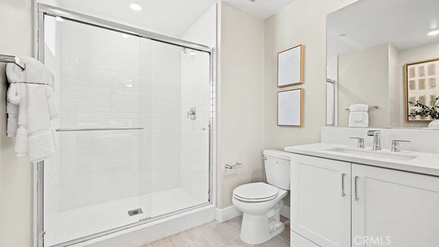 812 Sonia, Irvine, CA 92618