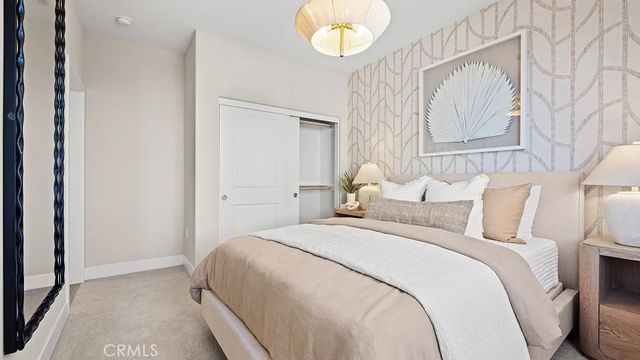 812 Sonia, Irvine, CA 92618