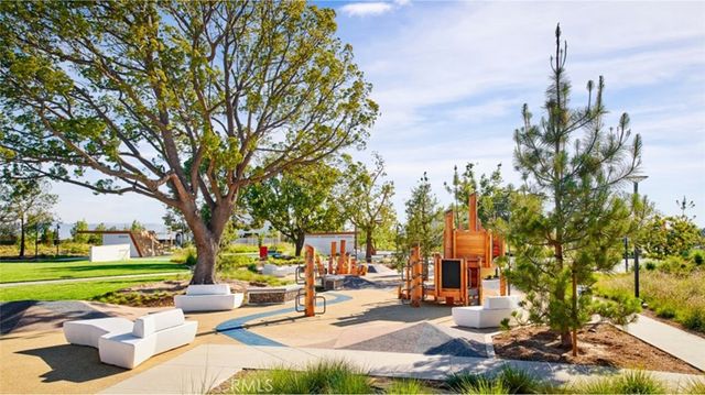 812 Sonia, Irvine, CA 92618