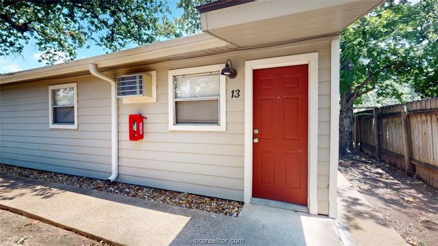 500 Foch Street 13, Bryan, TX 77801