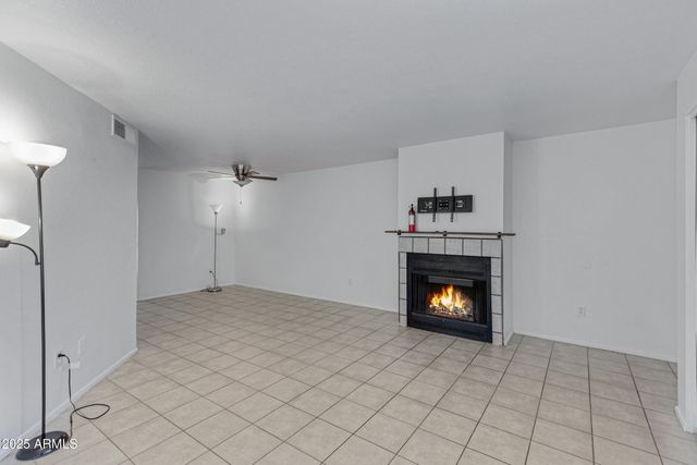 11640 N 51st Avenue Apt 143, Glendale, AZ 85304