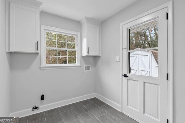 2802 Lakeview Court, Buford, GA 30519