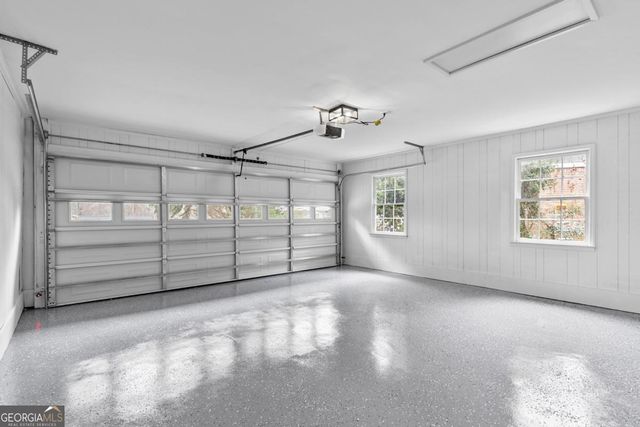 2802 Lakeview Court, Buford, GA 30519