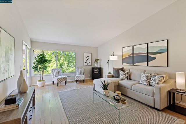 2055 Cactus Ct 3, Walnut Creek, CA 94595