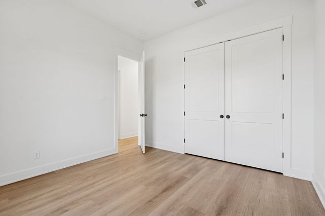 8008 Ben Day Murrin Road N, Fort Worth, TX 76126