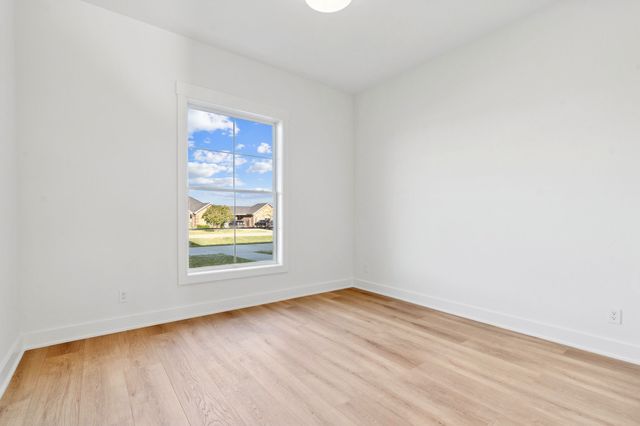 8008 Ben Day Murrin Road N, Fort Worth, TX 76126