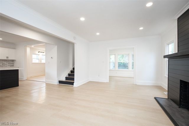 3244 Redwood Road, Cleveland Heights, OH 44118