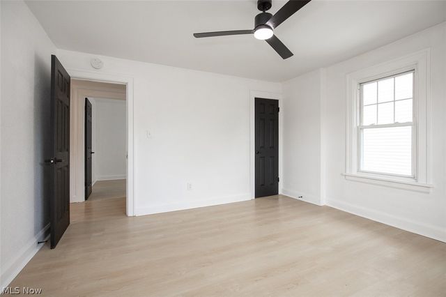 3244 Redwood Road, Cleveland Heights, OH 44118