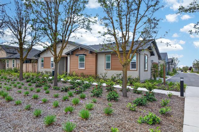 4185 Ryan Lane, Madera, CA 93636