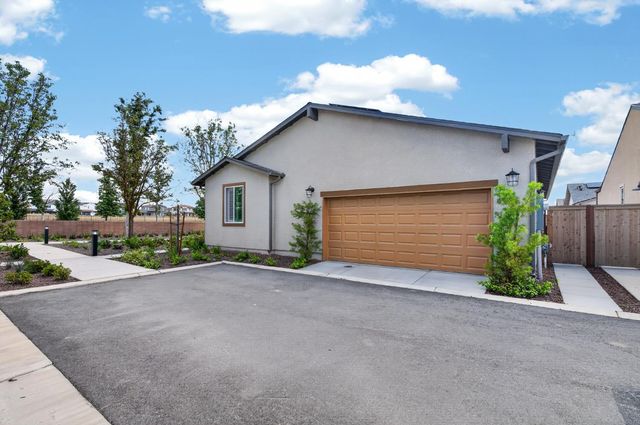 4185 Ryan Lane, Madera, CA 93636
