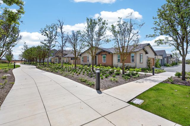 4185 Ryan Lane, Madera, CA 93636