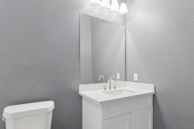 4704 Ward Street, Houston, TX 77021