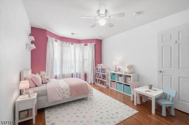 5 Indian Field Dr, Hardyston Twp., NJ 07419