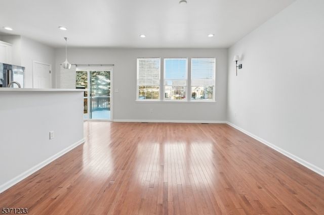 5 Indian Field Dr, Hardyston Twp., NJ 07419