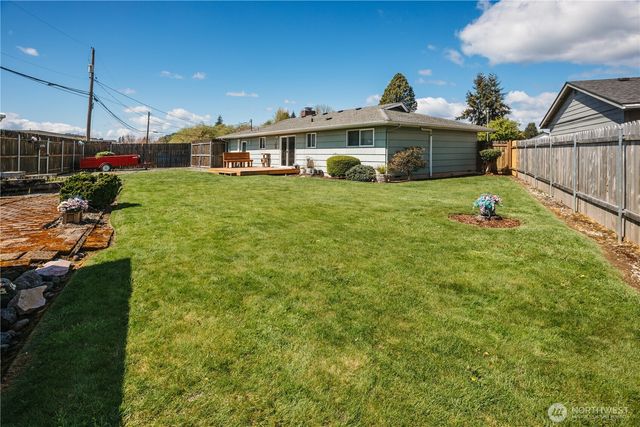4 Terry Court, Longview, WA 98632