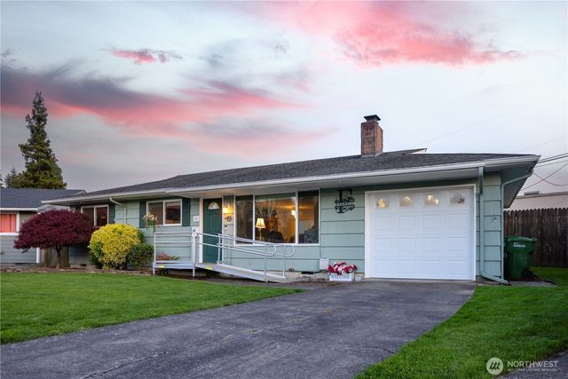 4 Terry Court, Longview, WA 98632