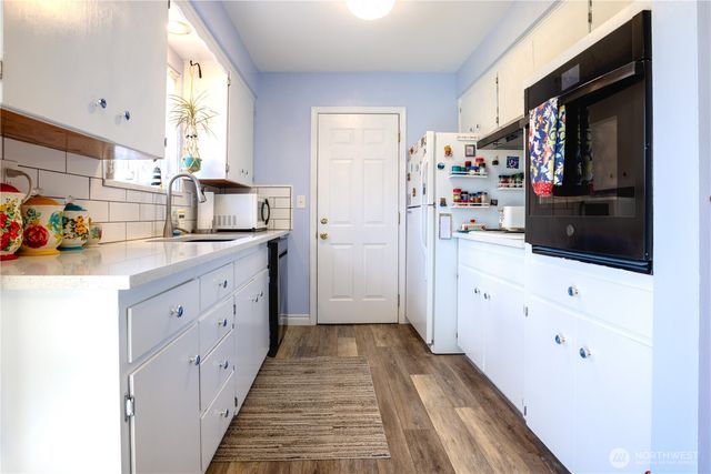 4 Terry Court, Longview, WA 98632