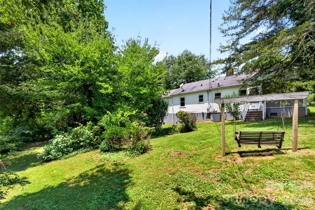 64 Second Street, Tryon, NC 28782