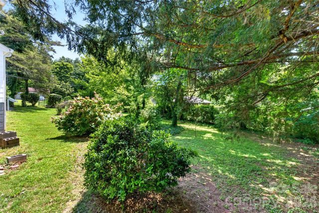 64 Second Street, Tryon, NC 28782