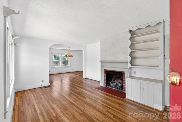 64 Second Street, Tryon, NC 28782