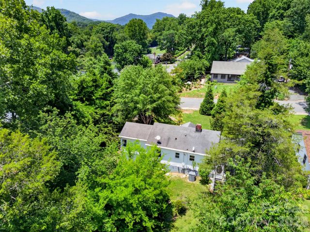 64 Second Street, Tryon, NC 28782