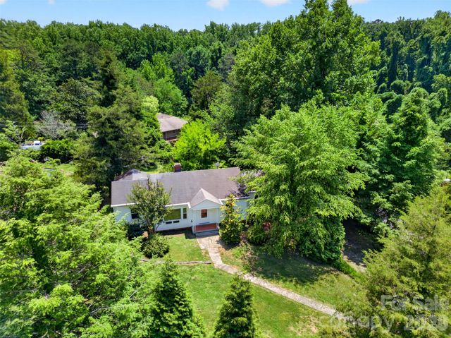 64 Second Street, Tryon, NC 28782