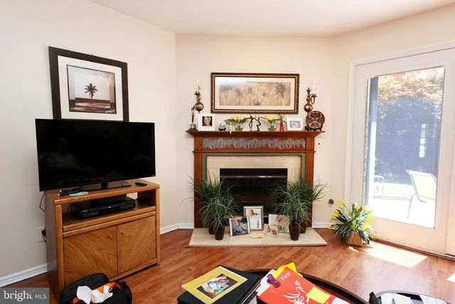 134 LAMPLIGHTER CT, Marlton, NJ 08053