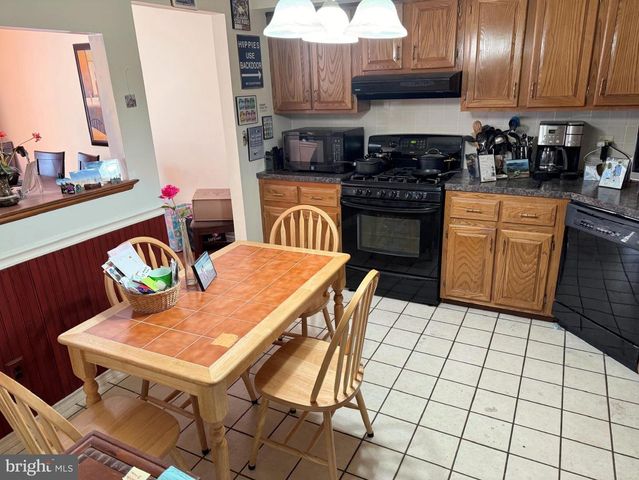 134 LAMPLIGHTER CT, Marlton, NJ 08053