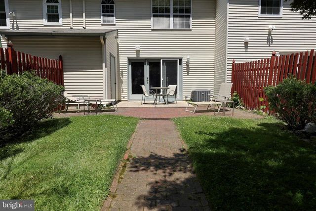 134 LAMPLIGHTER CT, Marlton, NJ 08053