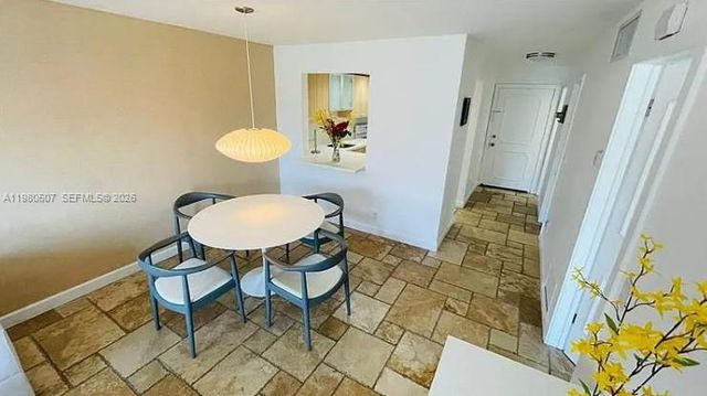 240 Galen Dr 314, Key Biscayne, FL 33149