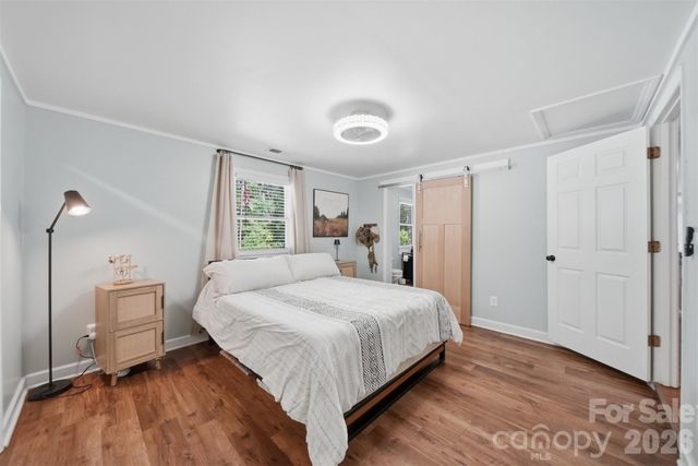1857 Creekside Place, Lenoir, NC 28645