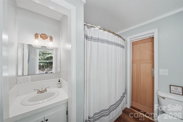 1857 Creekside Place, Lenoir, NC 28645