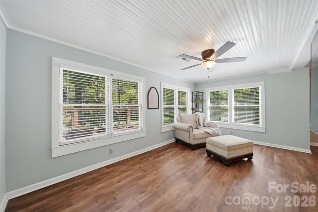 1857 Creekside Place, Lenoir, NC 28645