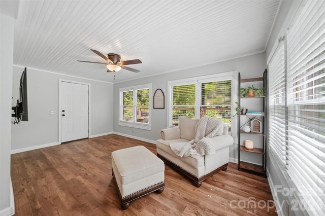 1857 Creekside Place, Lenoir, NC 28645