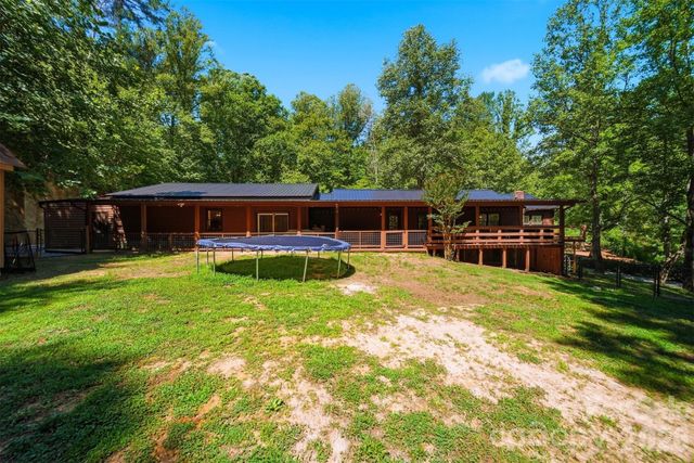 1857 Creekside Place, Lenoir, NC 28645