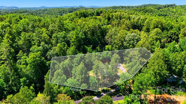 1857 Creekside Place, Lenoir, NC 28645