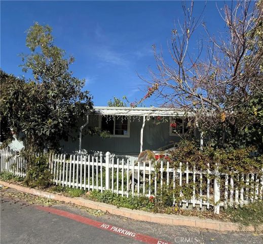 2640 W Rialto 33, San Bernardino, CA 92410