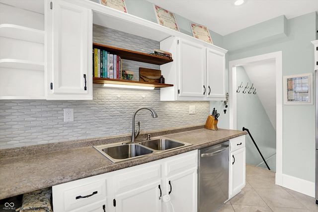 8432 E 56th Street, Indianapolis, IN 46216