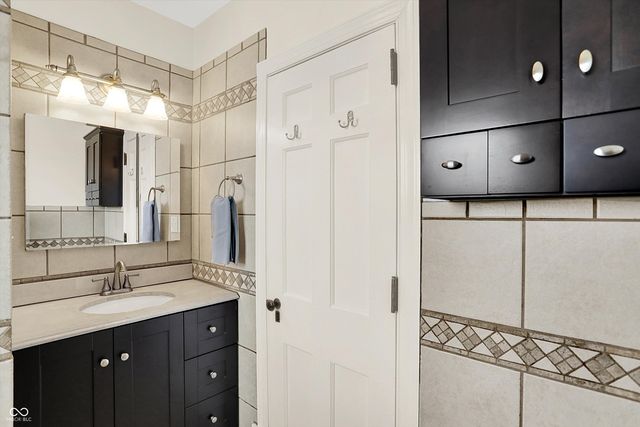 8432 E 56th Street, Indianapolis, IN 46216