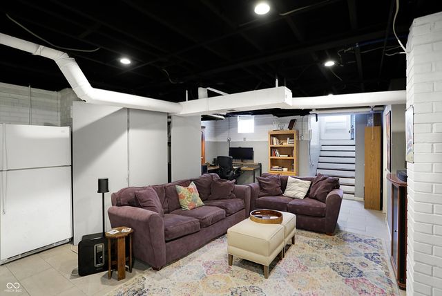 8432 E 56th Street, Indianapolis, IN 46216