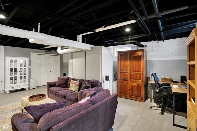 8432 E 56th Street, Indianapolis, IN 46216