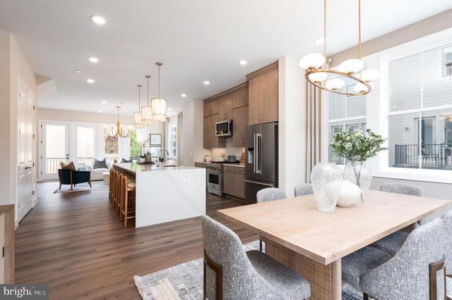 6239 CROSSWIND DR, Rockville, MD 20852