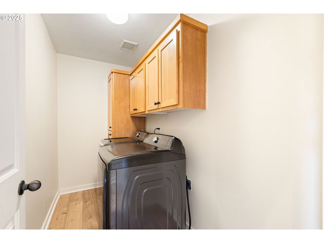 2514 Nw 3RD Ter, Gresham, OR 97030