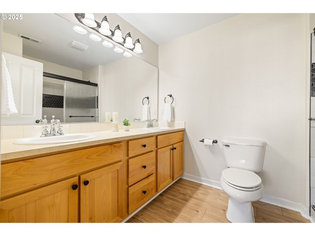 2514 Nw 3RD Ter, Gresham, OR 97030